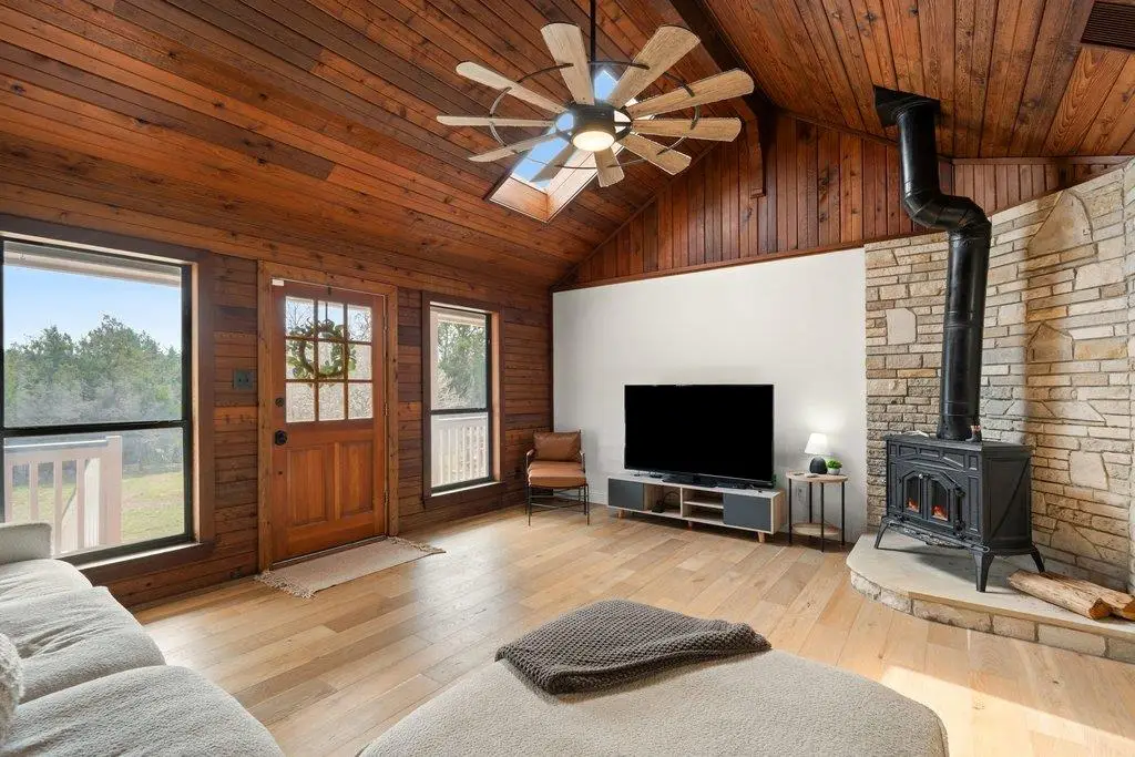 201 Raincloud, Wimberley, TX 78676 - #1