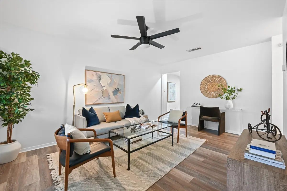 6407 Cooper Ln, Austin, TX 78745 - #1