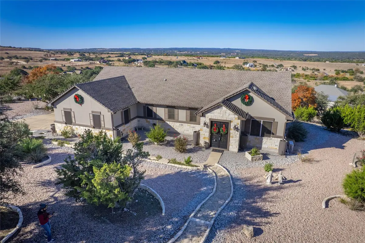 504 Cedar Mountain Dr, Marble Falls, TX 78654 - Image #1