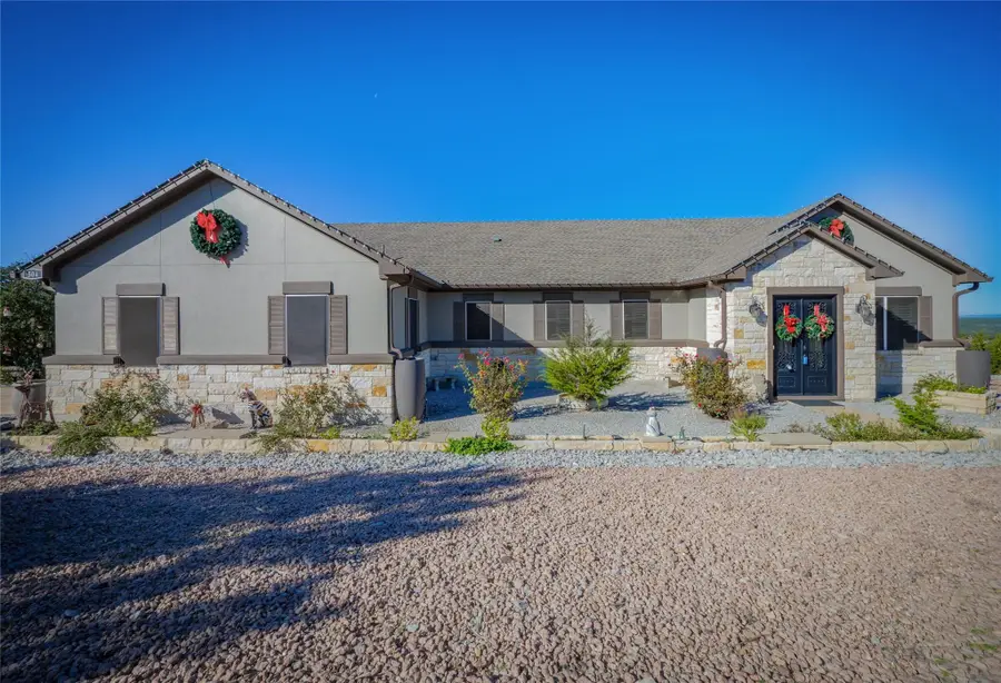 504 Cedar Mountain Dr, Marble Falls, TX 78654 - Image #2