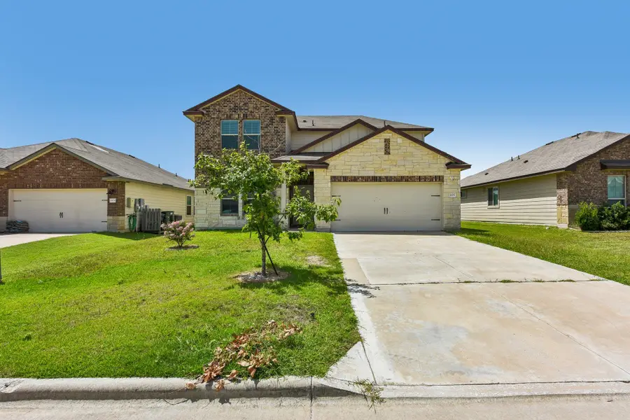 105 Green Jay Dr, Jarrell, TX 76537 - #2
