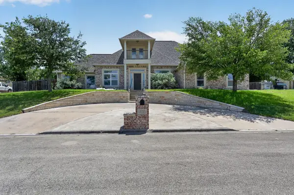 3917 Walden Creek Xing, Harker Heights, TX 76548