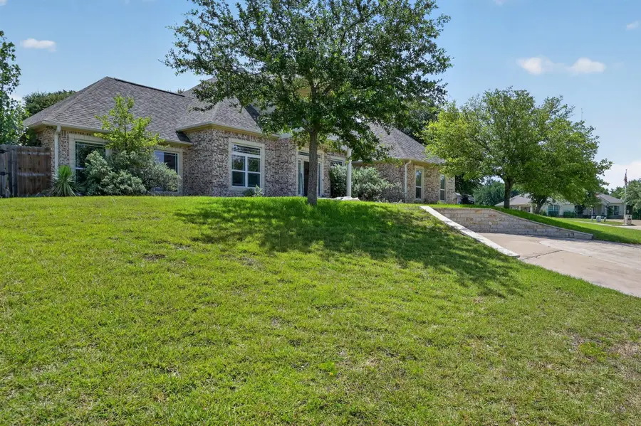3917 Walden Creek Xing, Harker Heights, TX 76548 - #2
