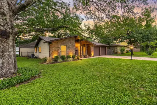 5001 Creekline Dr, Austin, TX 78745