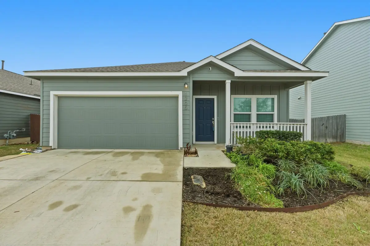 1205 Rio Frio Ln, Georgetown, TX 78626 - #1