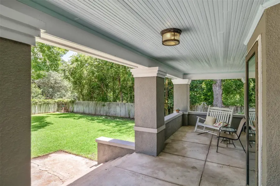 1004 Mitchell St, Gonzales, TX 78629 - Image #3