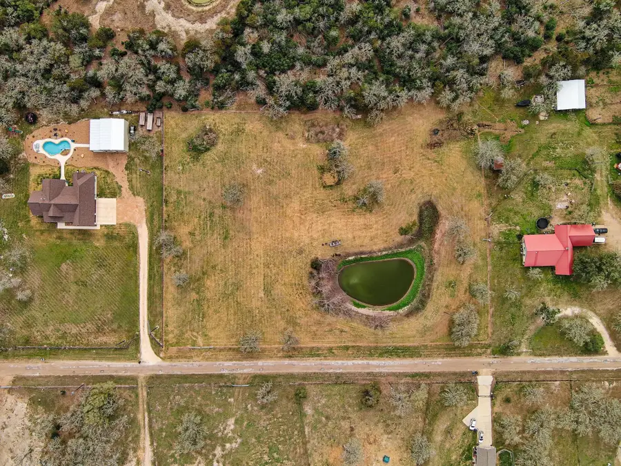 1060 County Road 232, Giddings, TX 78942 - #2