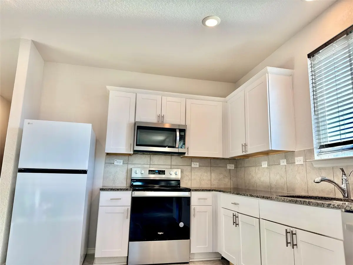 3111 Red Columbine St, New Braunfels, TX 78130 - #1