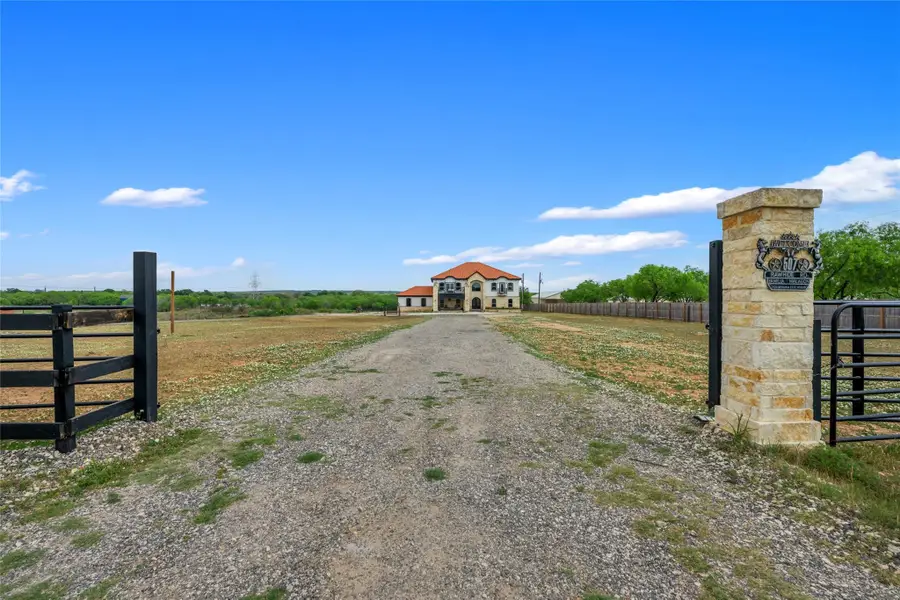 507 Rawhide Rd, Seguin, TX 78155 - #3