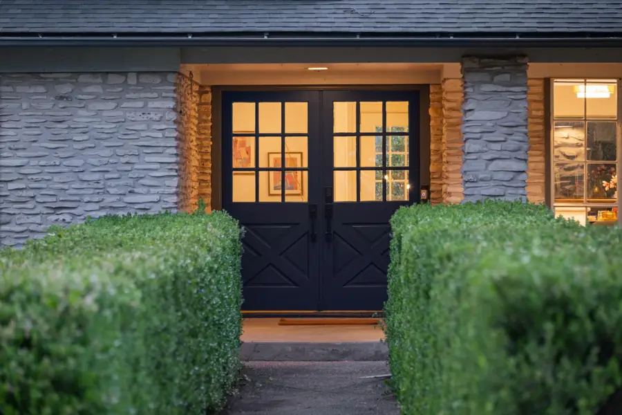 8400 Candelaria Dr, Austin, TX 78737 - #2