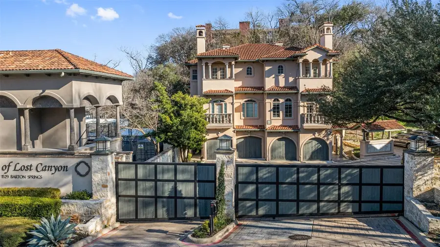 1529 Barton Springs Rd #2, Austin, TX 78704 - #2