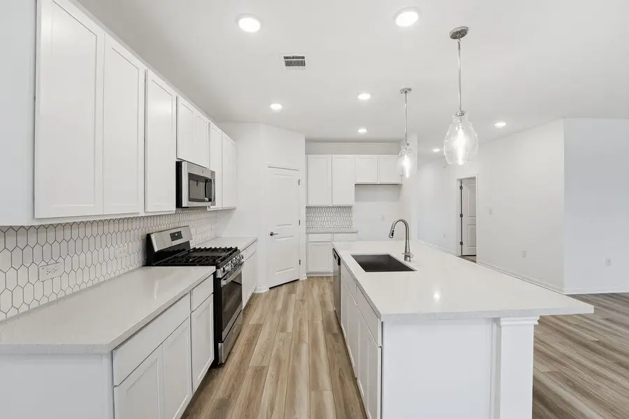 1816 Lorant Ln, Pflugerville, TX 78660 - Image #3