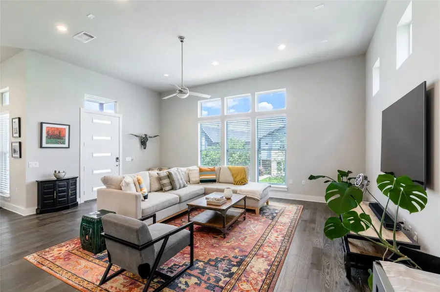 6025 Seville Dr, Austin, TX 78724 - #2