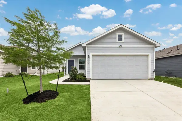 114 Whoopers Loop, Kyle, TX 78640