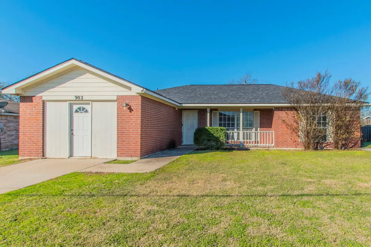 902 S 24th St, Temple, TX 76501 - Image #1