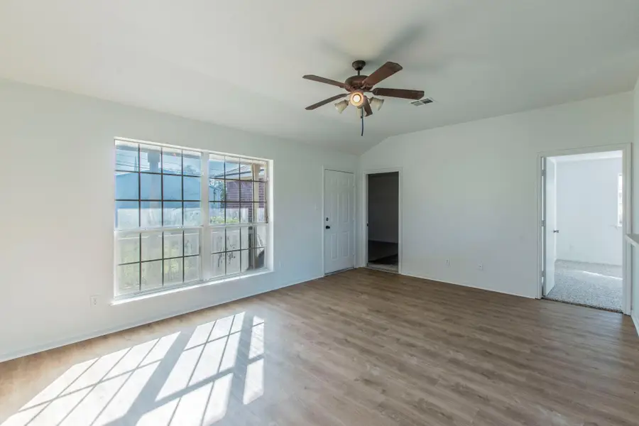 902 S 24th St, Temple, TX 76501 - Image #3