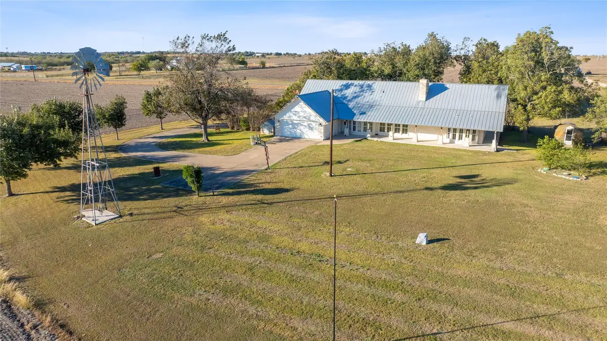 400 County Road 483, Taylor, TX 76574 - Image #1