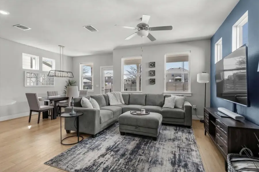 7415 Travertine Spring Dr, Austin, TX 78744 - #2