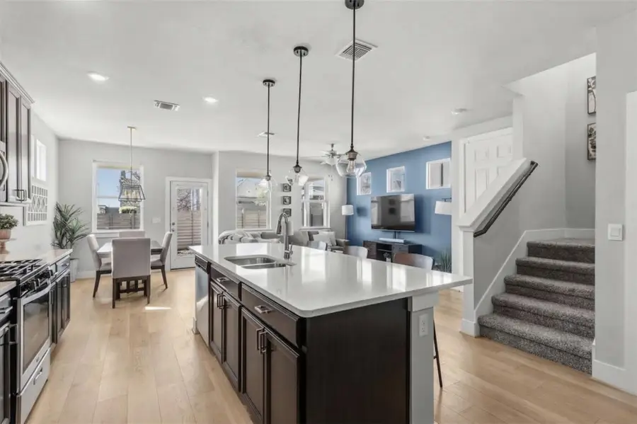 7415 Travertine Spring Dr, Austin, TX 78744 - #3