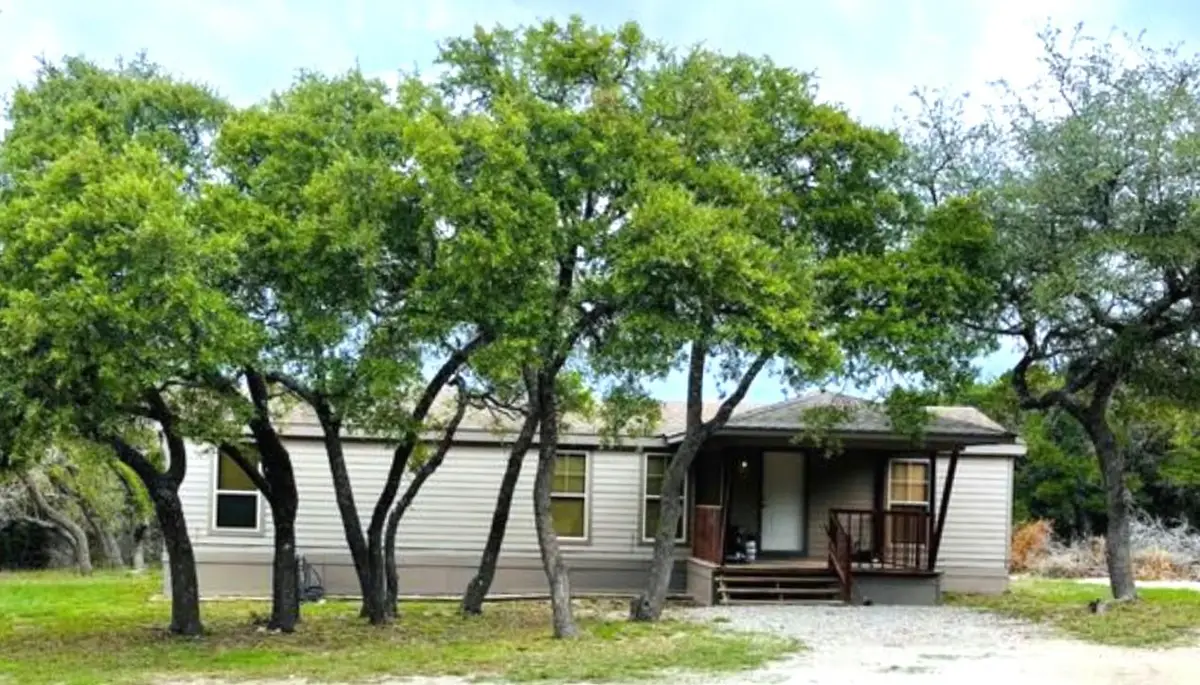 105 Oak Ln, Dripping Springs, TX 78620 - #1