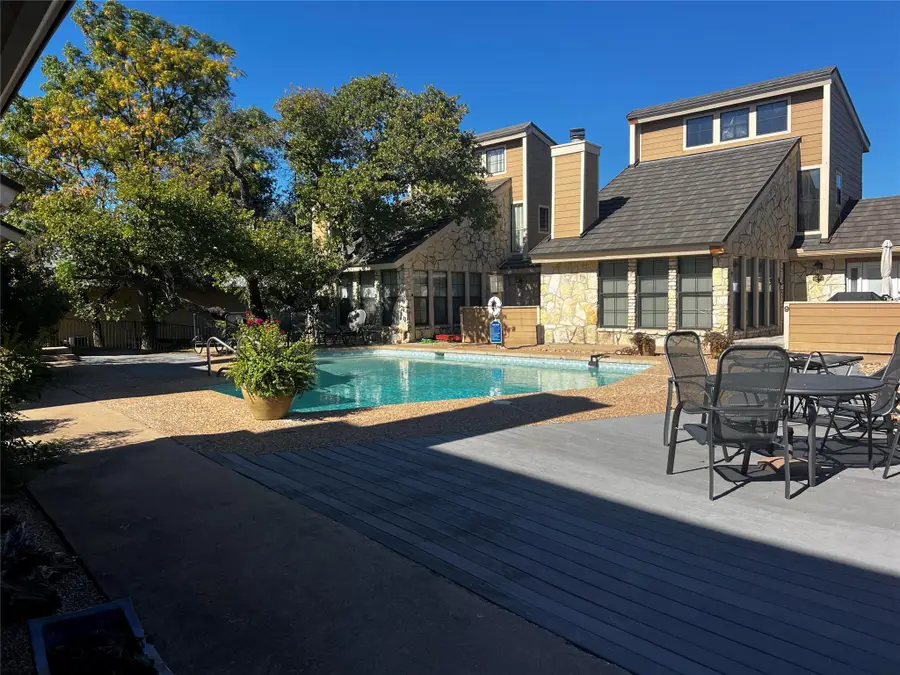 405 Short Circuit #5, Horseshoe Bay, TX 78657 - #2