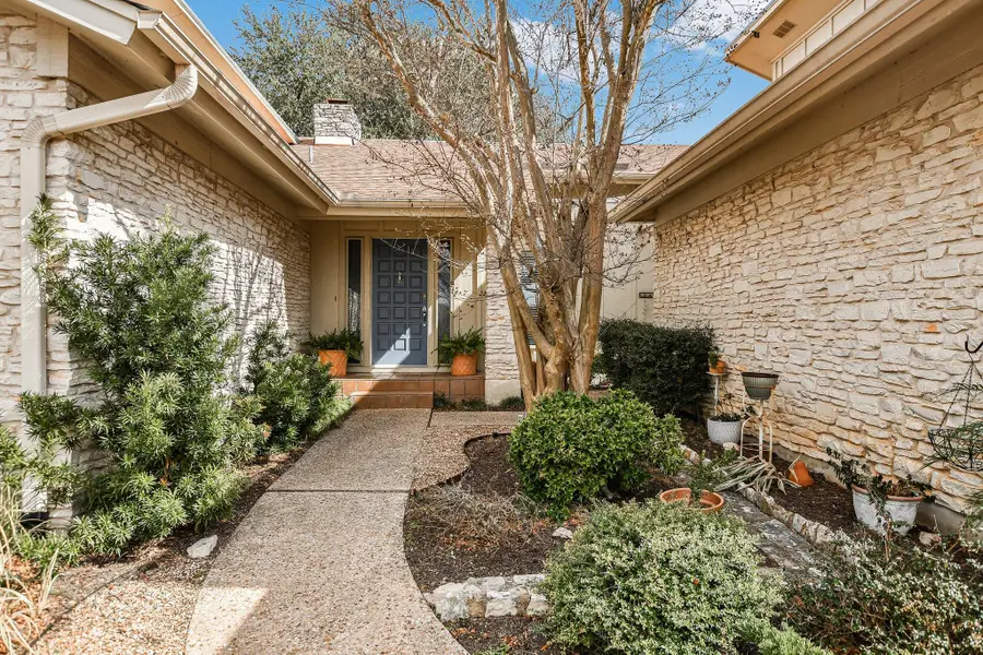 9016 Balcones Club Dr, Austin, TX 78750 - #2