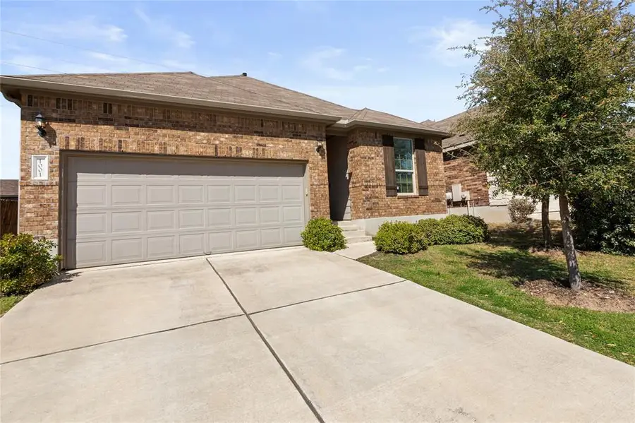 1001 Mccormick Cv, Hutto, TX 78634 - #2