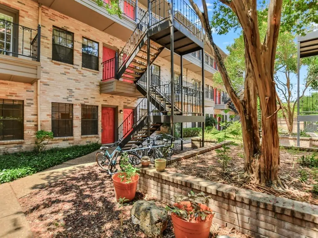 2216 San Gabriel St #105, Austin, TX 78705 - #1