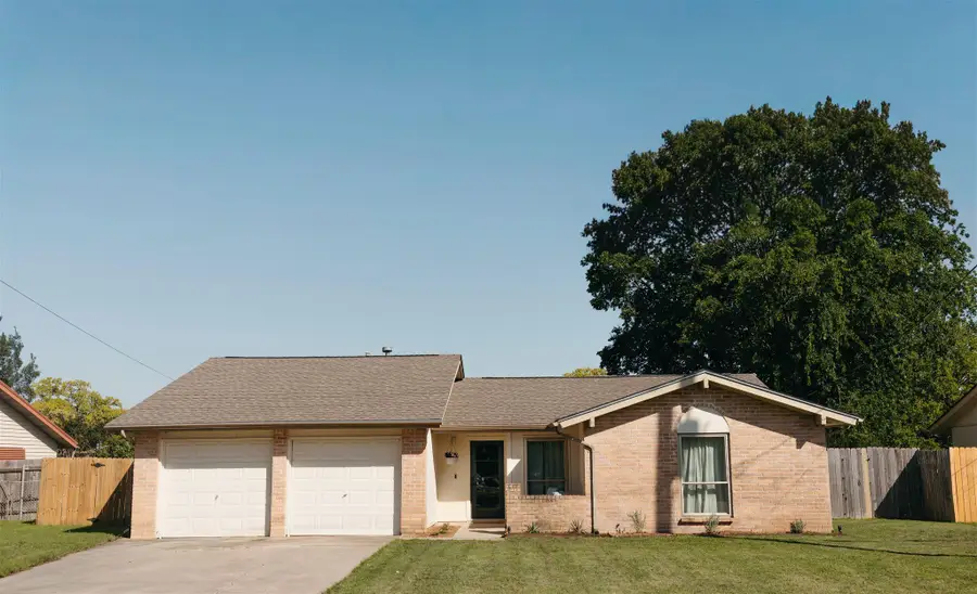 506 E Central Dr, Georgetown, TX 78628 - #2
