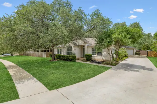 1784 Oak Forest Dr, New Braunfels, TX 78132
