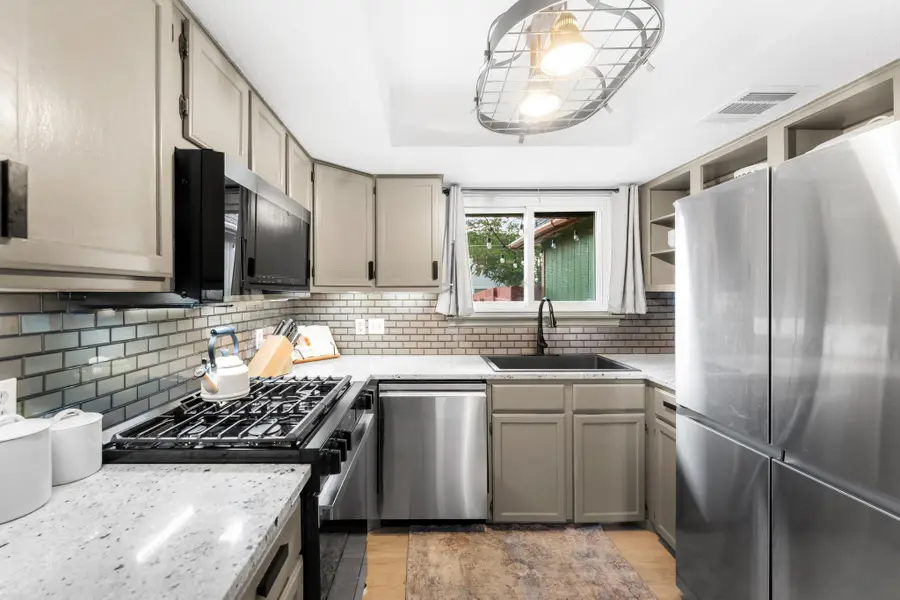 1701 Greenlawn Blvd, Round Rock, TX 78664 - #3