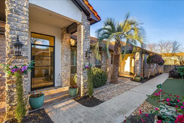 402 Horseshoe Bay North Blvd, Horseshoe Bay, TX 78657