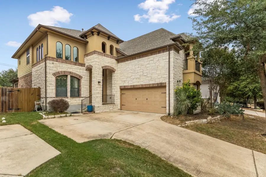 205 E Adelanta Pl, Round Rock, TX 78681 - #2