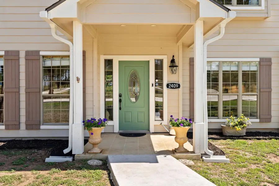 2409 Mormon Mill Rd, Marble Falls, TX 78654 - Image #2