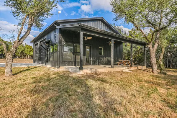 2531 Wayside Dr, Wimberley, TX 78676