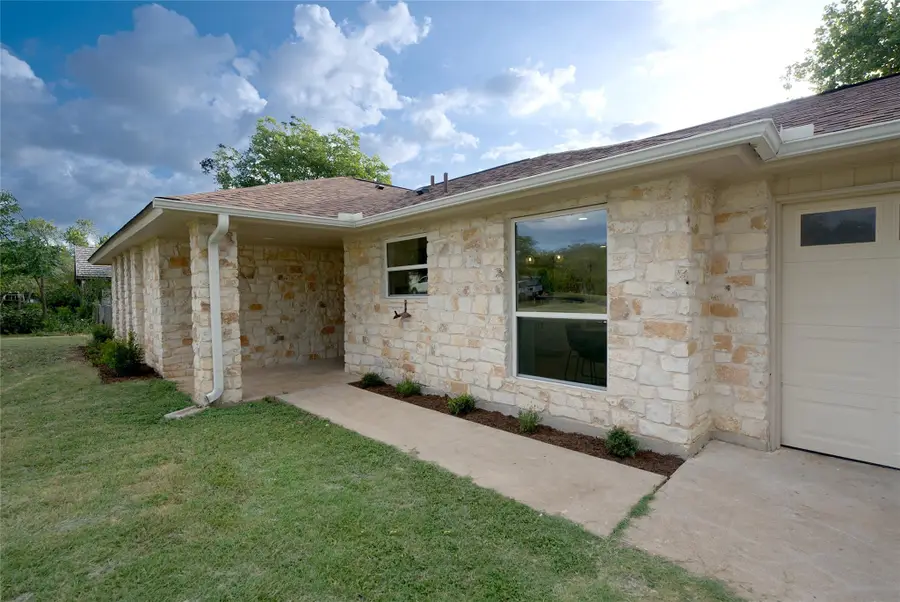 13004 Running Deer Trl, Manchaca, TX 78652 - #3