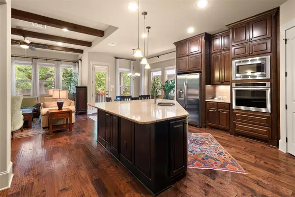 8512 Etienne Cv, Austin, TX 78759