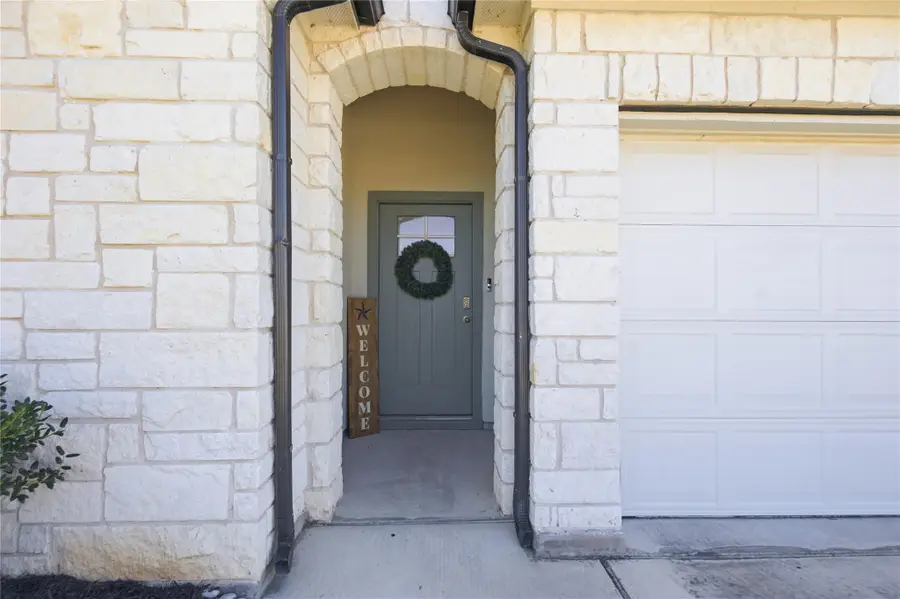 801 Cade Cv, Georgetown, TX 78626 - Image #2