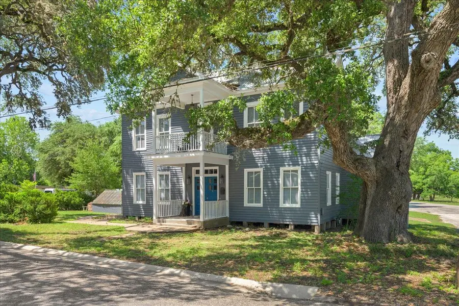 459 N Main St, La Grange, TX 78945 - #2