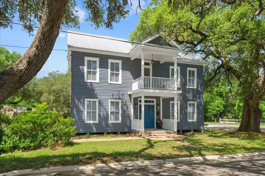 459 N Main St, La Grange, TX 78945 - #3