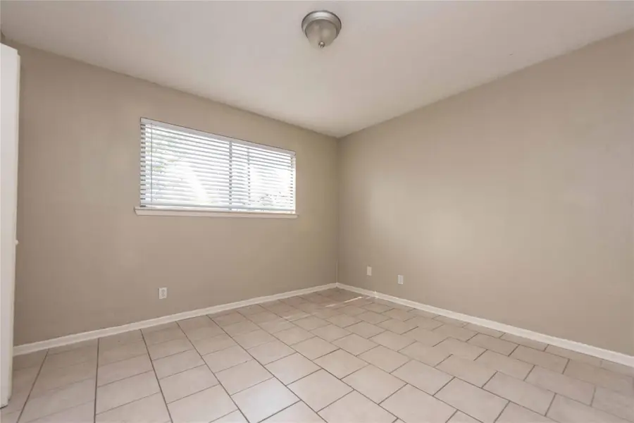 2214 Saulsbury Dr, Temple, TX 76504 - #3