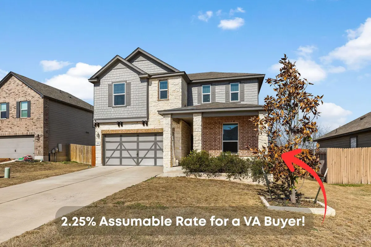 220 Saranac Dr, Elgin, TX 78621 - #1