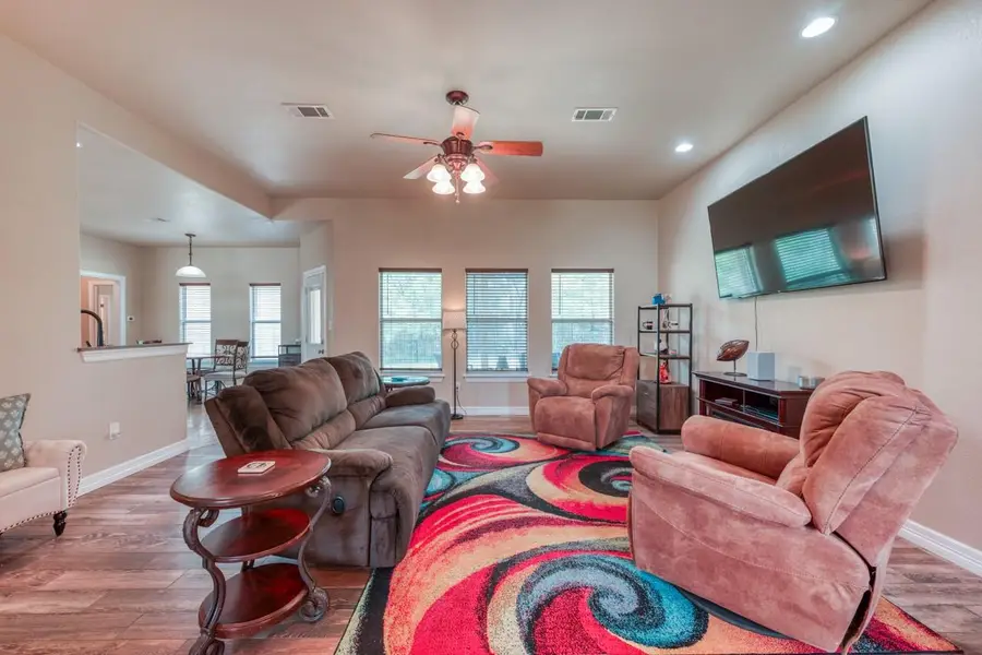 121 Cedar St, Granite Shoals, TX 78654 - Image #3