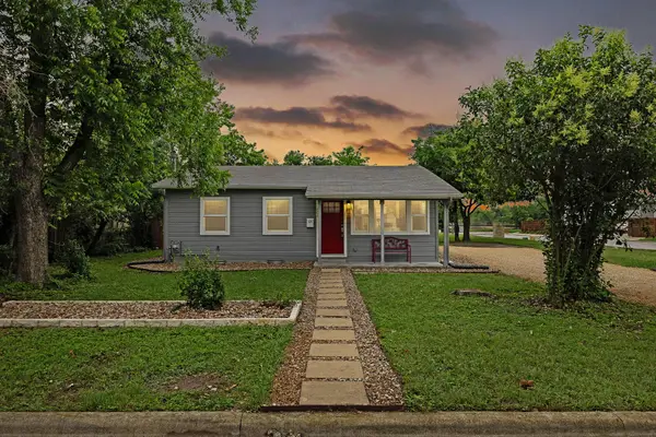 606 E 19th St, Georgetown, TX 78626