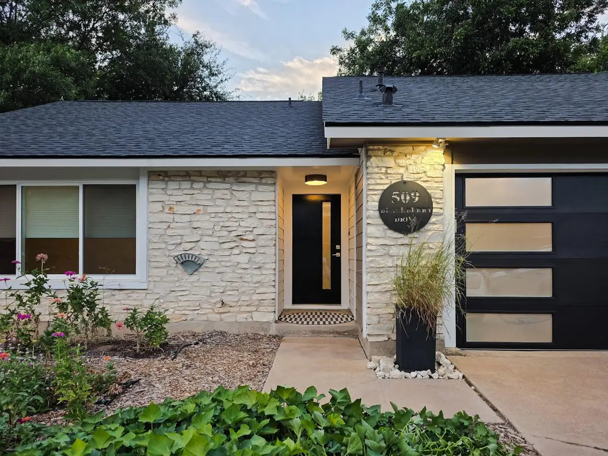 509 Blackberry Dr, Austin, TX 78745 - #1