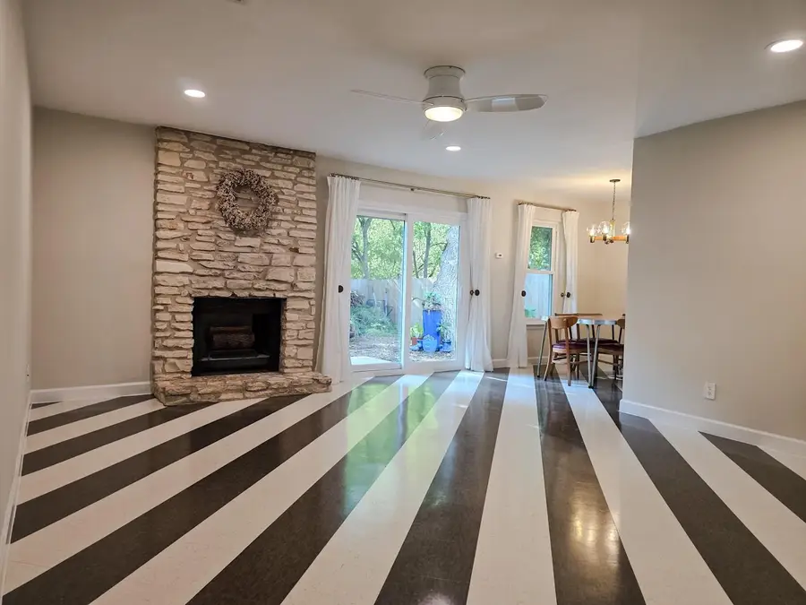 509 Blackberry Dr, Austin, TX 78745 - #2