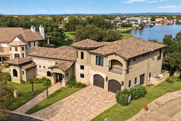 901 Sun Ray, Horseshoe Bay, TX 78657