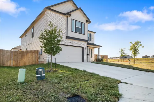 18501 Spotted Eagle Ln, Elgin, TX 78621