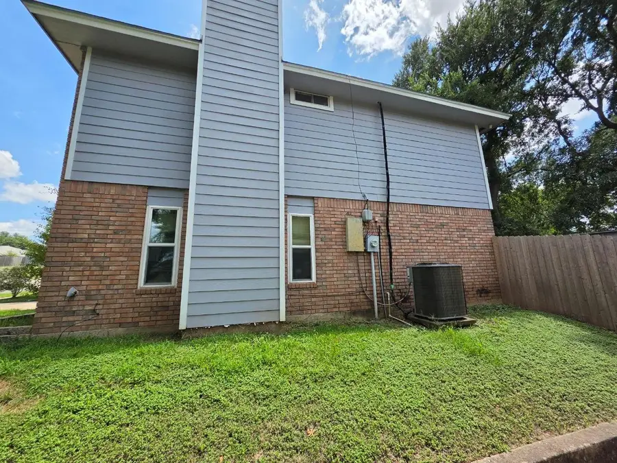 406 Atkinson Ave, Copperas Cove, TX 76522 - #2