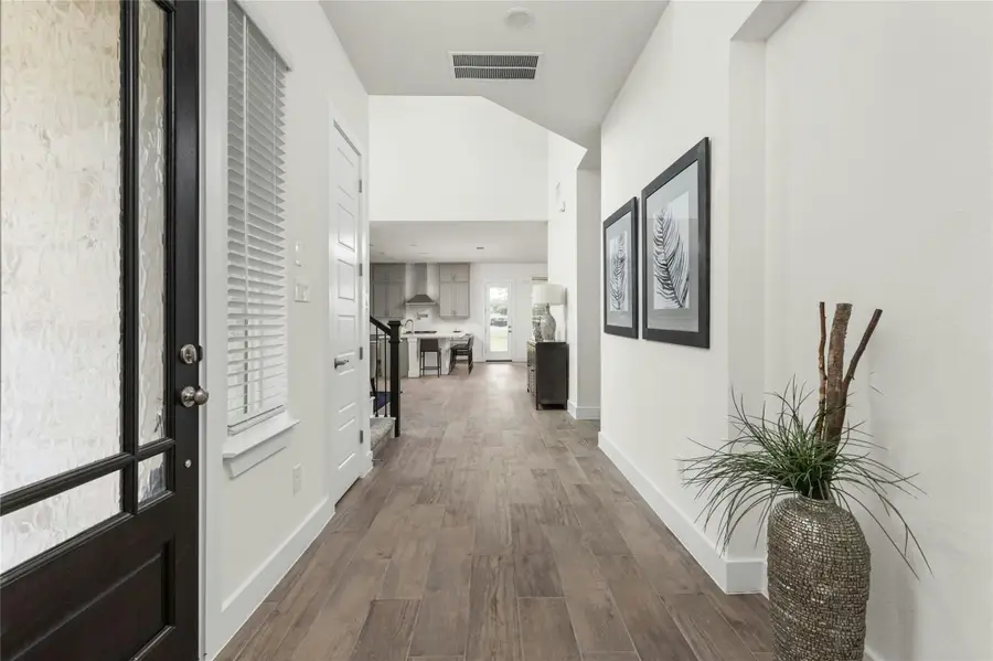 904 Arundel Rd, Lakeway, TX 78738 - Image #3